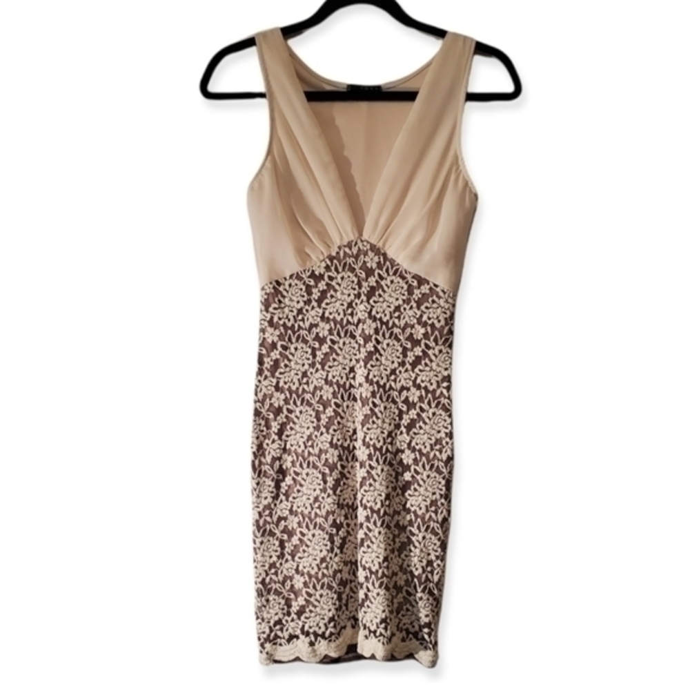 Voxx New York Sleeveless Lace Bodycon Dress